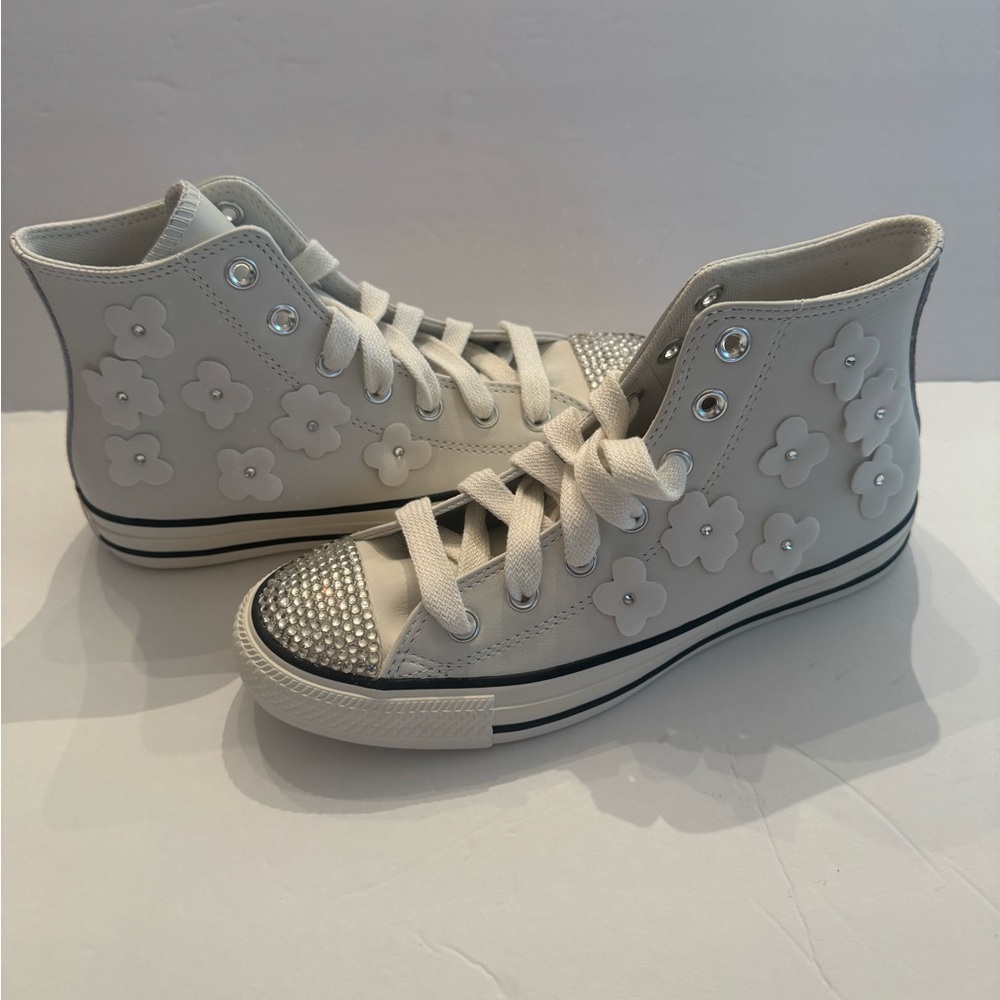 Custom White High-Top Leather Converse - Picture 4 of 9